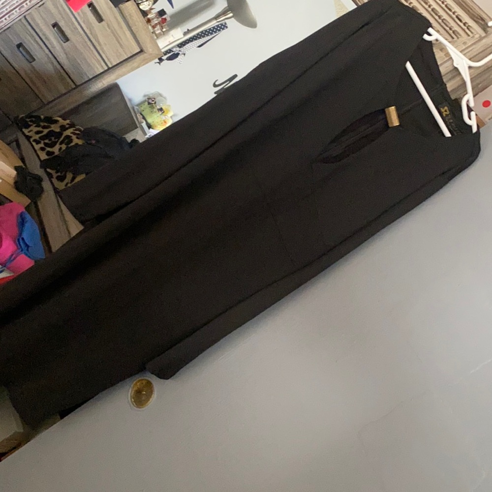 NWT form fitting above knee length dress